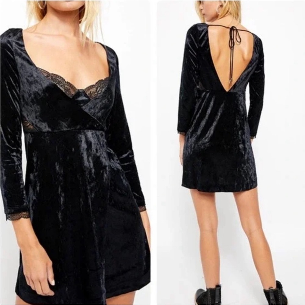 NEW FREE PEOPLE KAT VELVET MINI DRESS in Black Size Medium NWT - Picture 3 of 10